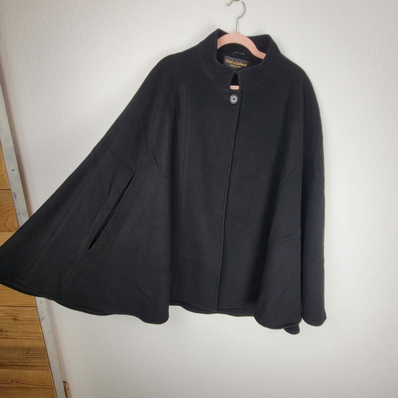 New Eliz Scott Wool Cashmere Blend Cape Black - Picture 7 of 13